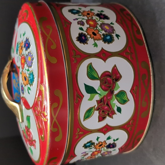 VGT,Gray Dunn Product of Scotland Multicolored Biscuit Tin. - Picture 4 of 9